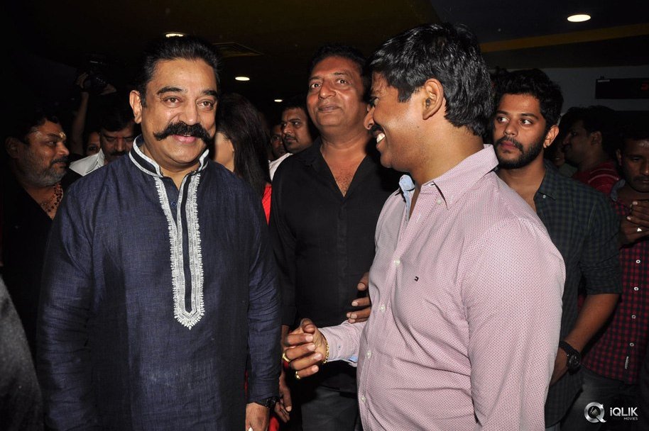 Celebs-at-Cheekati-Raajyam-Movie-Premier-Show